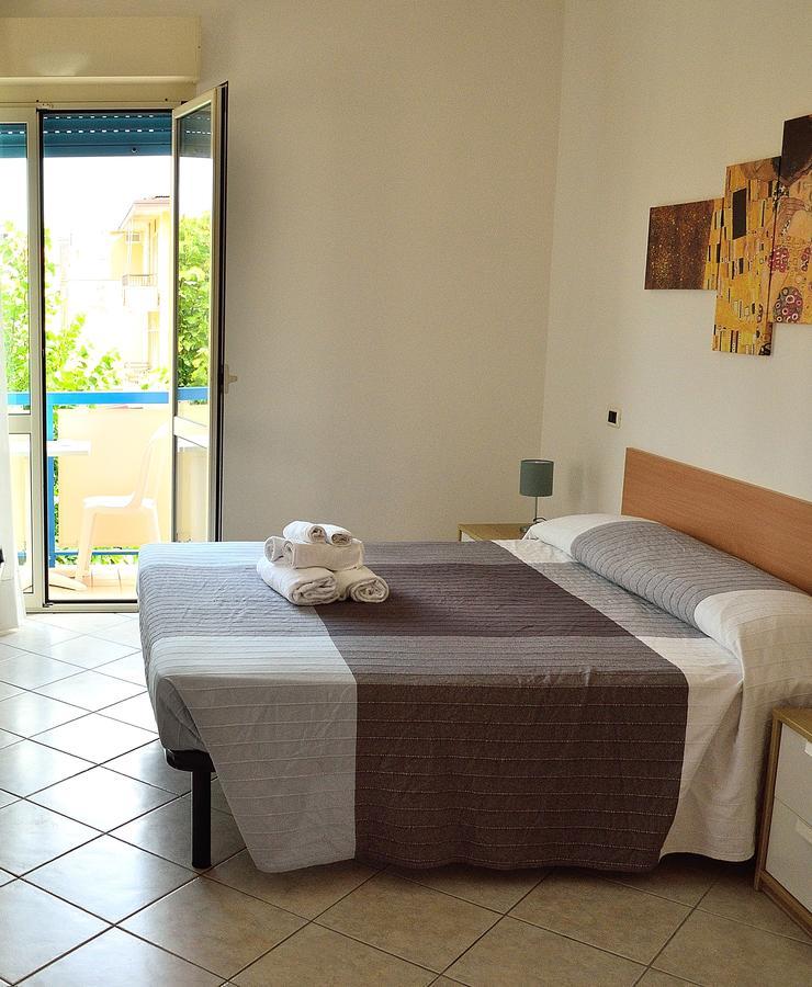 Residence Verbena Ρίμινι Εξωτερικό φωτογραφία